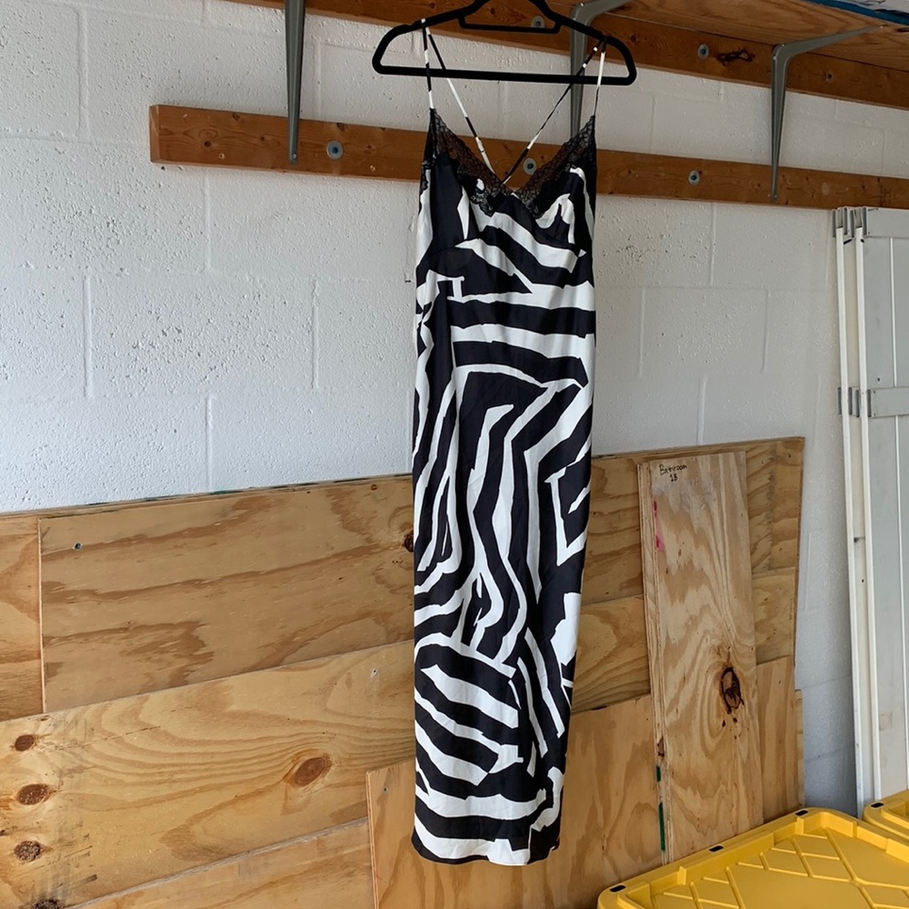 NWT Natori Nightgown - Zebra - XL
